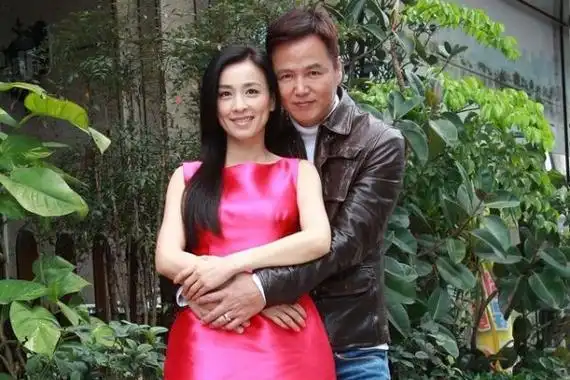 张庭老公比她大多少岁-图10