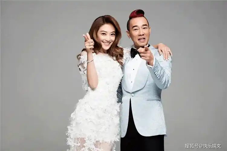 晒与陈小春亲吻照,自称婚姻中她占主动_双方_网友_夫妻