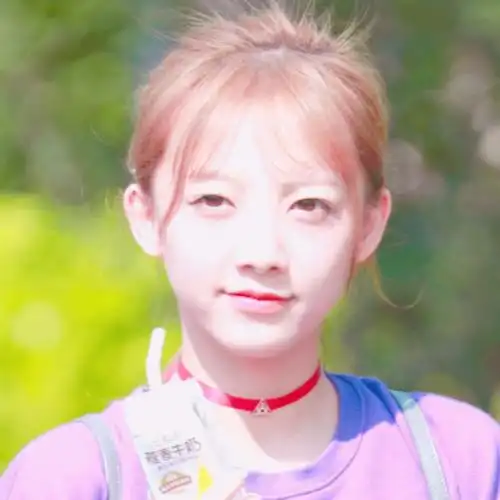 创造101 范薇女爱豆头像/lacey.