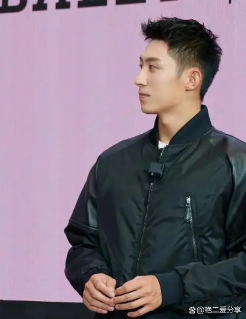 黄景瑜同款前刺发型