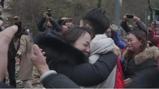 (刘洪江与他的家人)