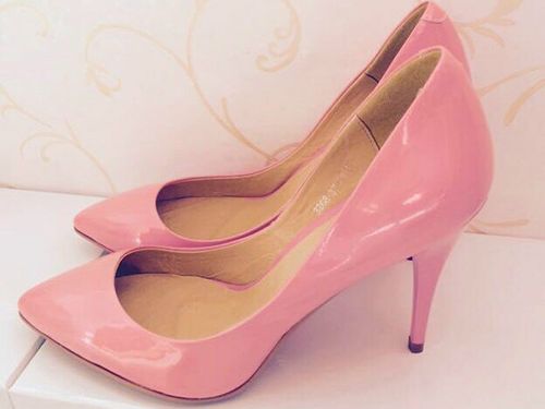 芭比女鞋_包邮新款韩版尖头真皮漆皮性感细跟高跟鞋芭比粉色女鞋低帮