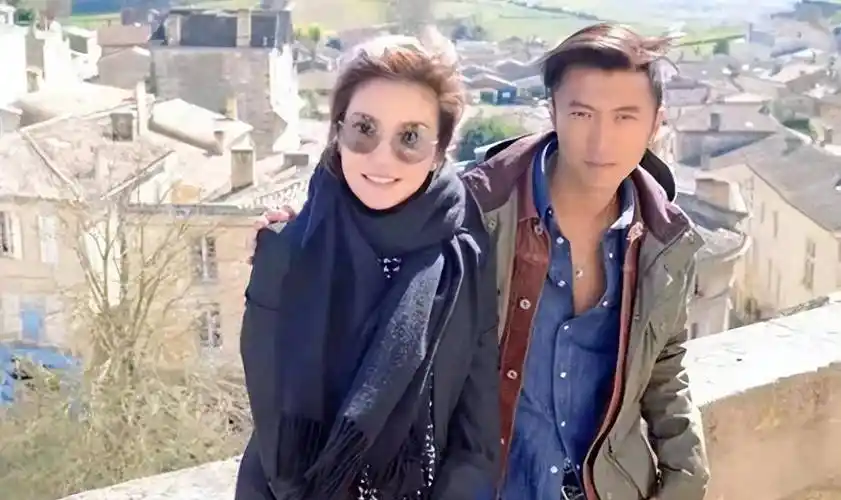 54岁王菲成功怀上三胎引热议,谢霆锋再当爸?