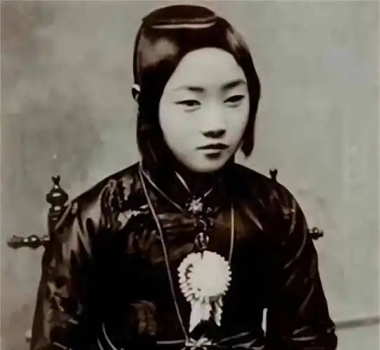 夜吓一跳,掀盖头的丈夫,从英俊军官变成痨病老头_张勋_袁世凯_时候