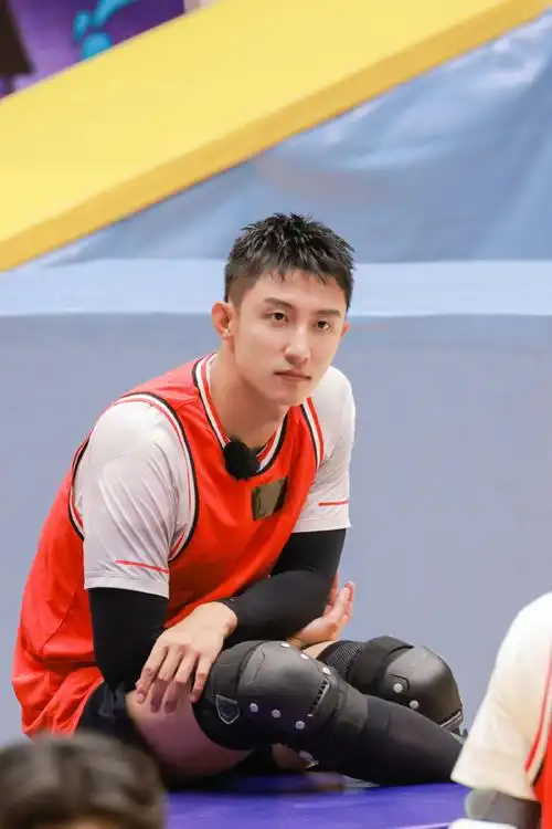 黄景瑜追击战dna动了##极限挑战##鲸彩一刻