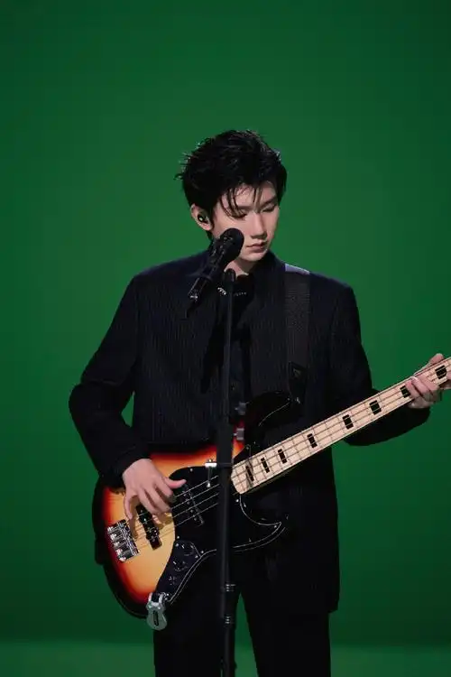 帕莎眼镜品牌代言人王源##王源电视剧灿烂