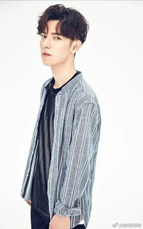 聚来提61马合木提,1998年10月4日的天秤座小哥哥