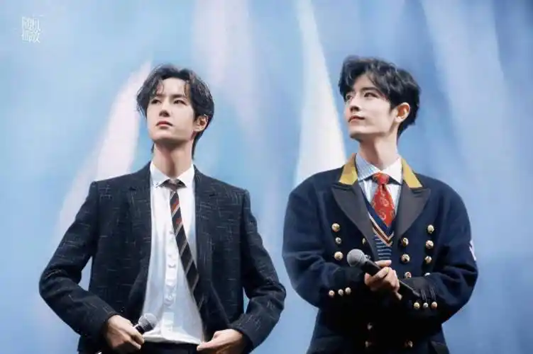 提王一博必带肖战,博君一肖捆绑太深,金鸡奖竟成解绑契机?