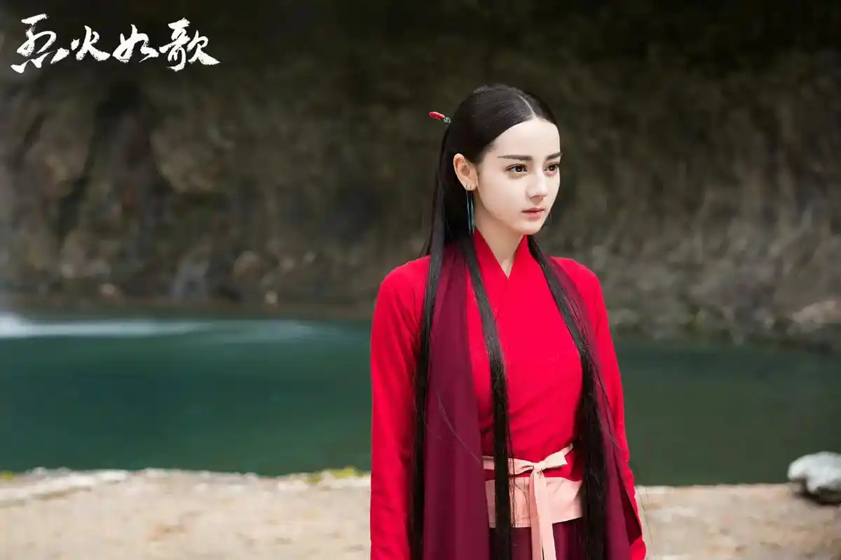 热巴与红衣的适配度91#迪丽热巴 #烈火如歌 - 抖音