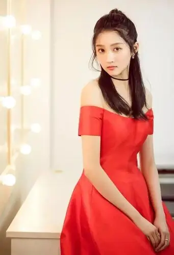 从国民闺女到新一代烂片女王关晓彤到底经历了什么