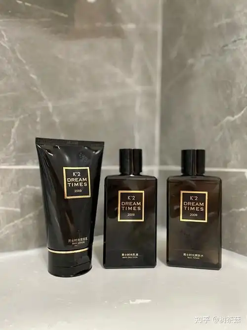 get这份男士油皮护肤指南摆脱油腻最全男士油皮护肤品推荐