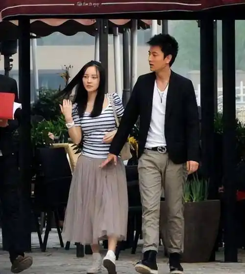 她曾是金马影后为了爱情分手贾乃亮如今成到无戏可拍