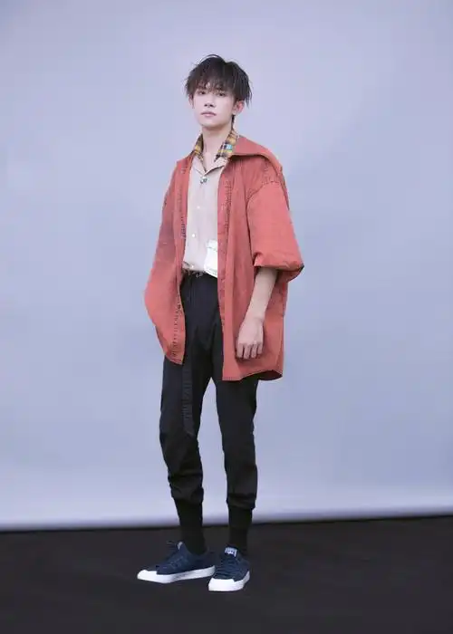 许昌襄城暑假青少年叛逆军事训练营