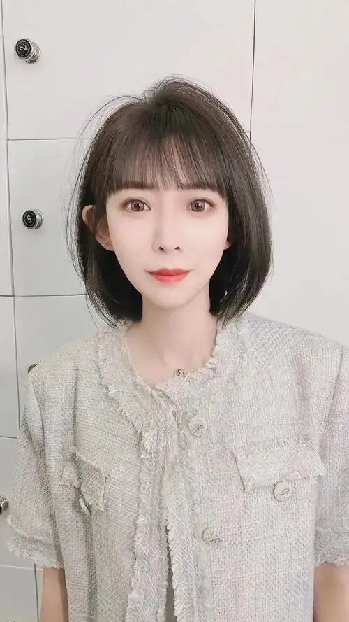 40岁左右的女性,发型这样剪,时尚年轻不老气 - 知乎