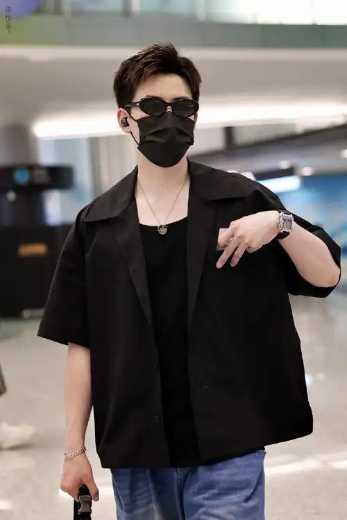 任豪 认真努力积极向上