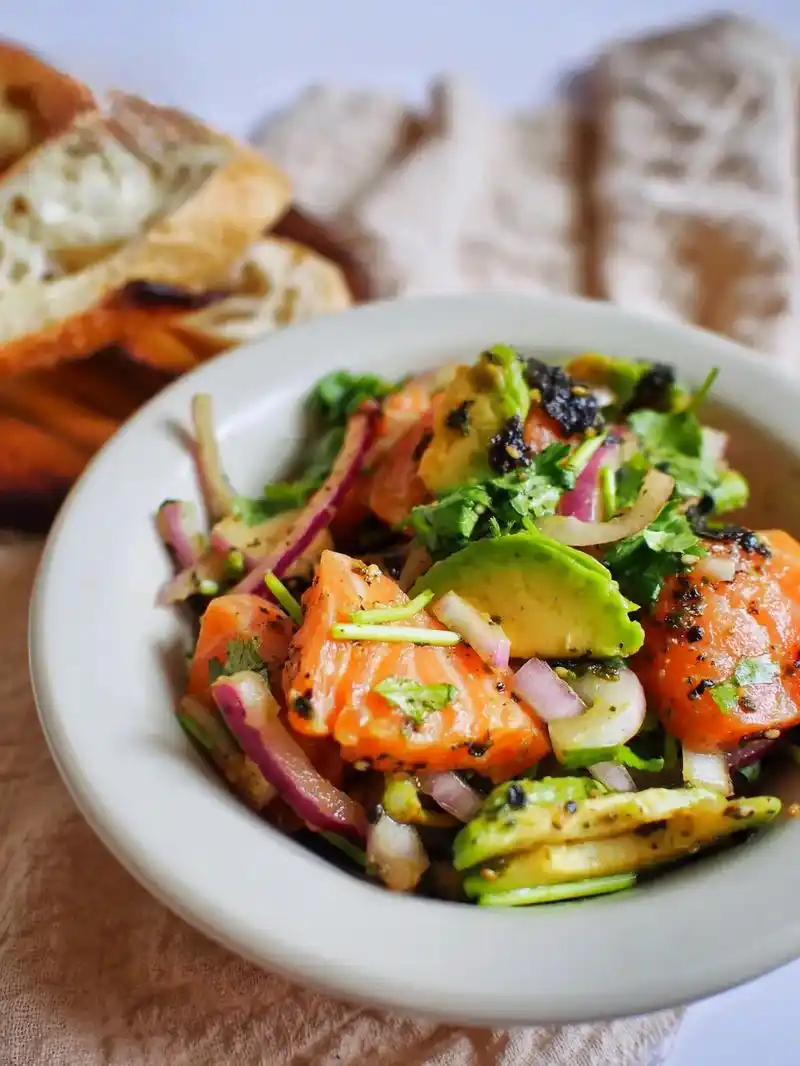 麻香凉拌三文鱼.#健康美食自己做  喜欢三文鱼的朋友, 一定 - 抖音