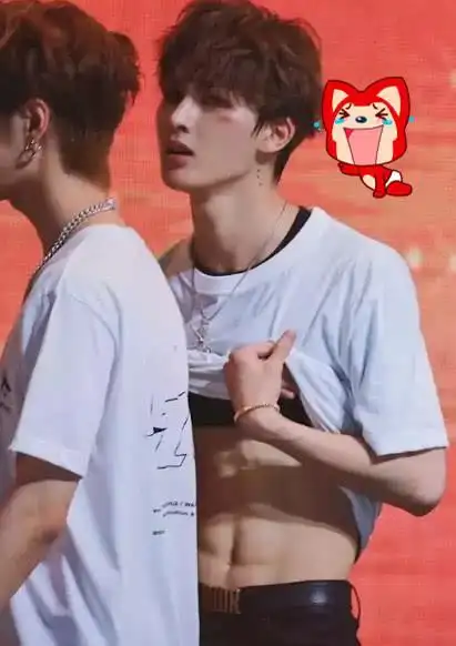 朱正文为证自己是硬汉撩衣秀八块腹肌网友却依旧不看好