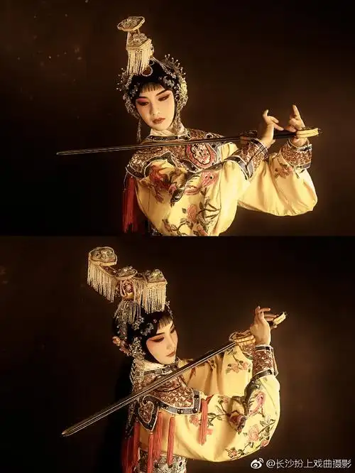 京剧霸王别姬虞姬化妆长沙扮上戏曲工作室京剧舞台幕后