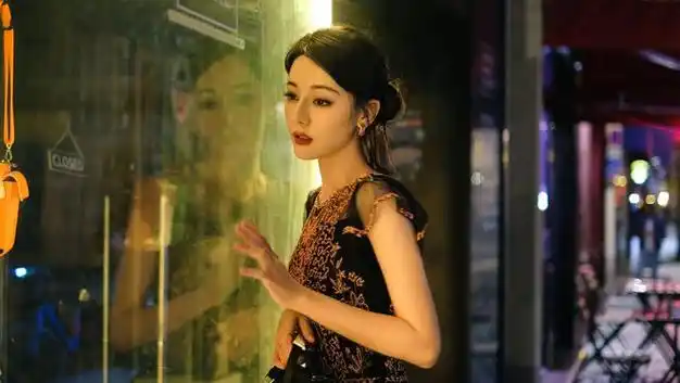 明星点评:迪丽热巴,陈伟霆,张予曦,刘浩存,张晚意,乔欣