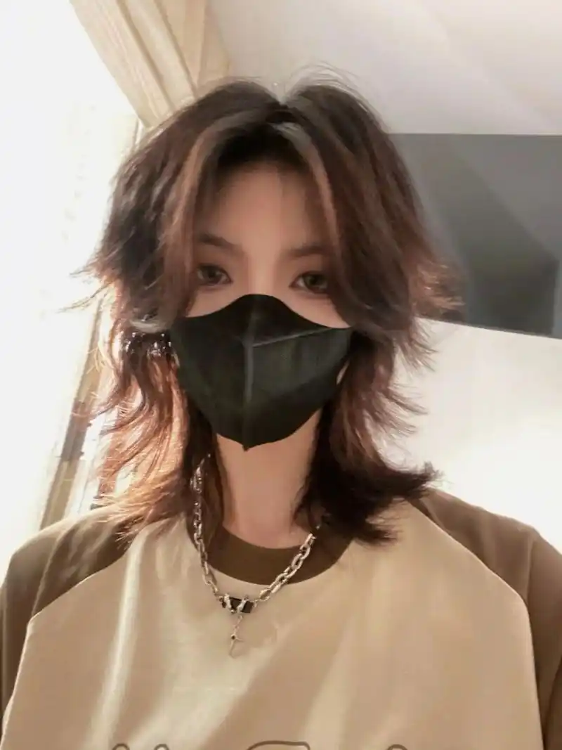 女生日系超酷发型狼尾～剪完分分钟掰弯闺蜜| 让人心动的日系短发