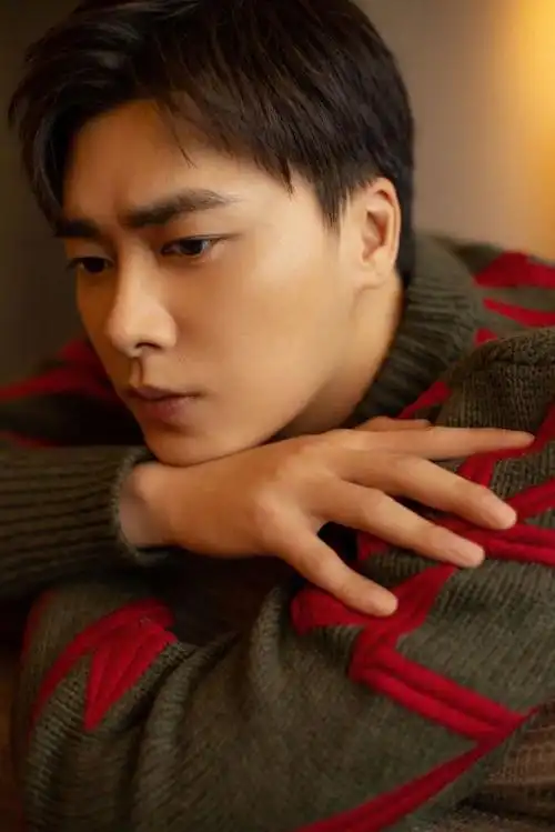 2020李易峰品牌活动_图片_视频集锦-爱豆app