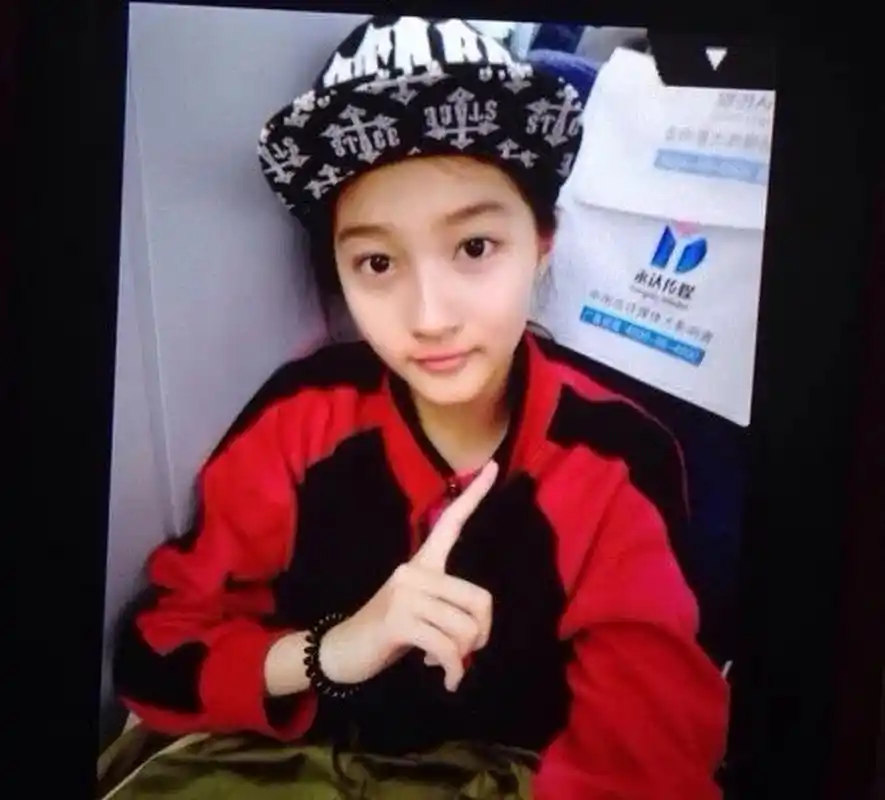 高中时期的关晓彤