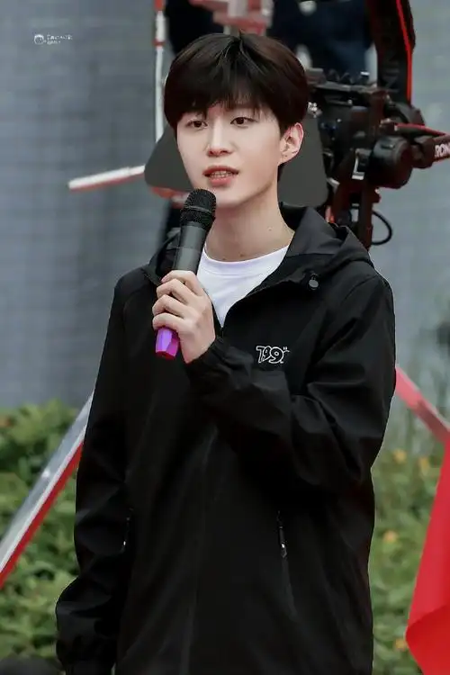 fantasticbaby丨范丞丞