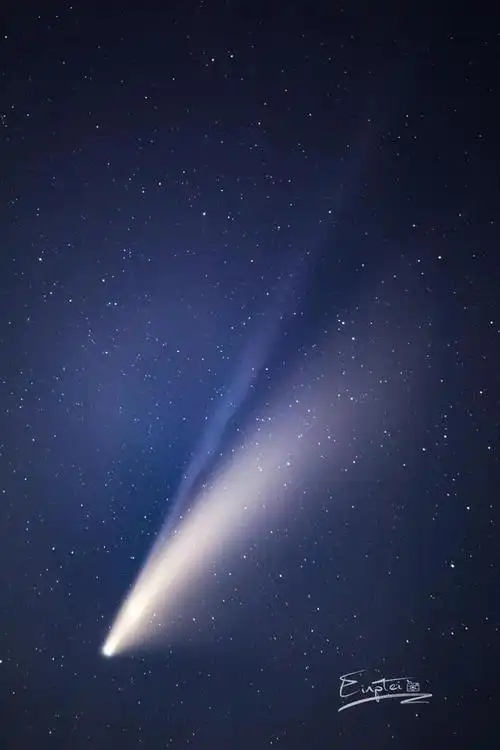 追星星的铁路人他从10000g素材里拍下最美星空