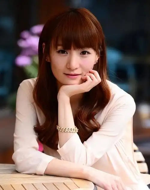 韩国80后冷门女星曹恩智:为艺术献身的几部尺度电影