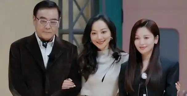 演技那么普通却那么自信她在无限超越班导师团里当混子