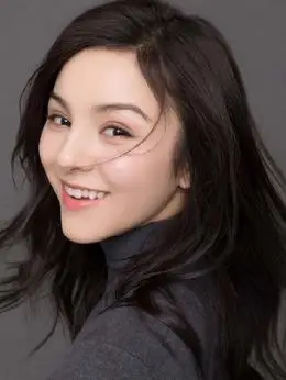 安娜(李安娜饰演)