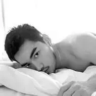 超级骚的男生头像性感的玩网骚气男头像图片