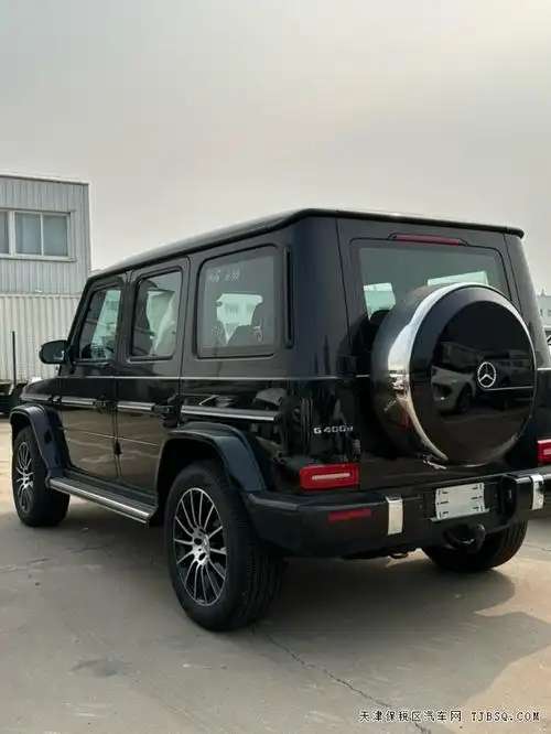 主页>奔驰>奔驰g级>正文天津七号车库汽车贸易有限公司购车咨询电话