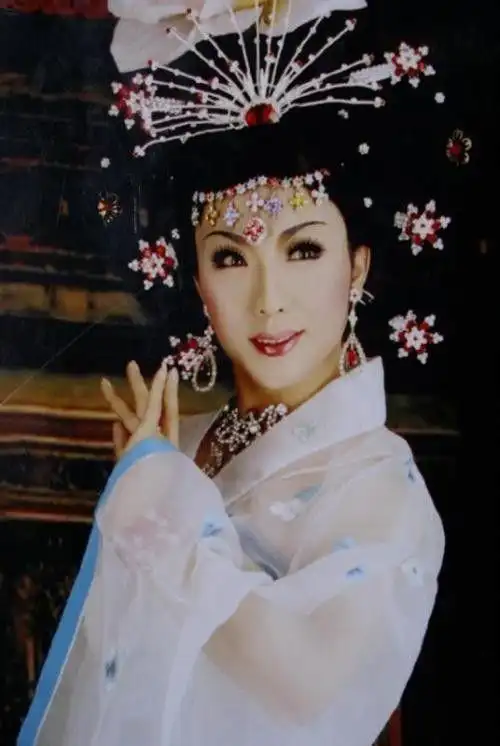 那些比女的还美的男星,你给打几分!