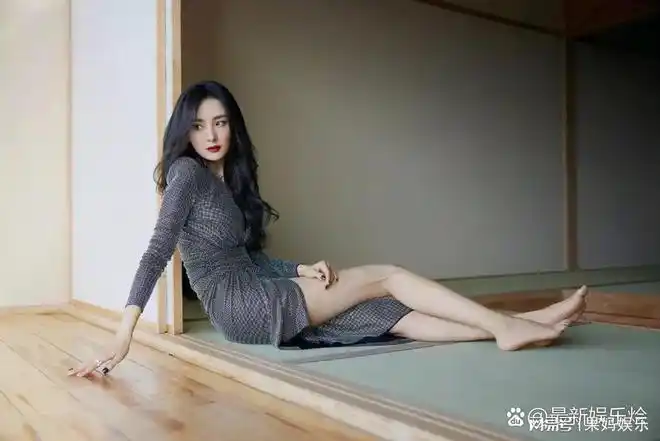 很多人都喷杨幂的脚,说她脚臭脚是硬伤什么的|大明星_网易订阅