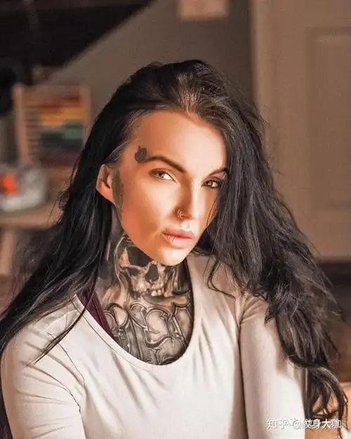 时大概意思是人会死三次想起很久之前看到过的一段话ta永远占据着一个