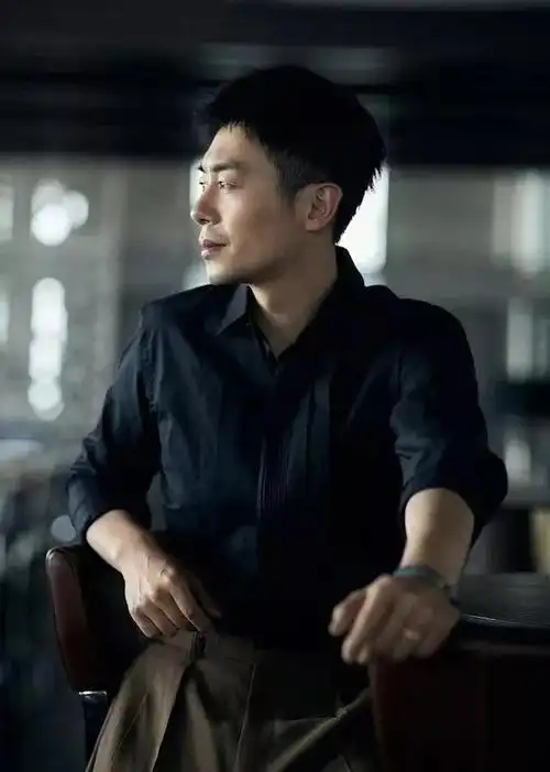 沈佳妮个人资料简介(朱亚文与老婆沈佳妮结婚多年恩爱如初) - 陶金路