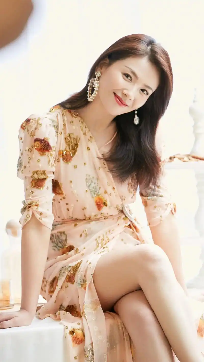 气质女神刘涛高清写真,天生丽质,优雅大气