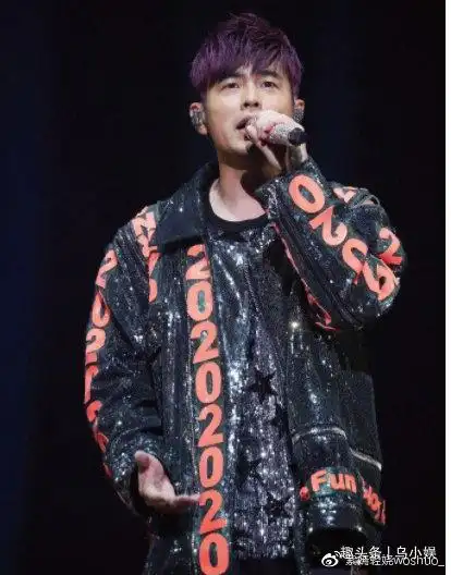 近日,有网友爆料,周杰伦和某公司空姐阮芳婷有私生子的言论,消息一出