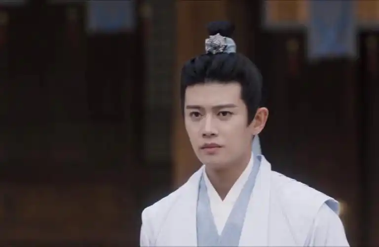 任嘉伦周生如故