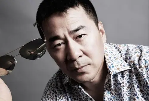 陈建斌做客杨澜访谈录我愿踏入地狱之门