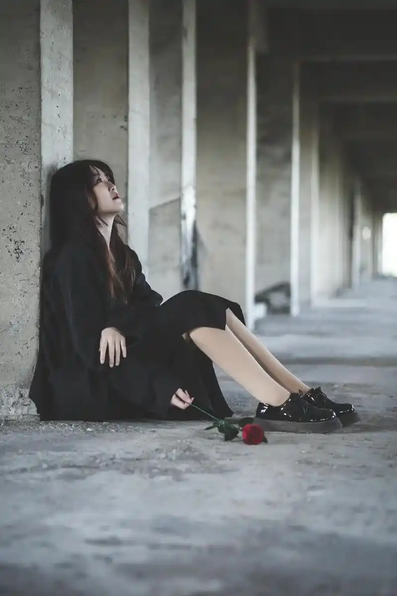 "#摄影 #情绪 #孤独 #烂 - 抖音