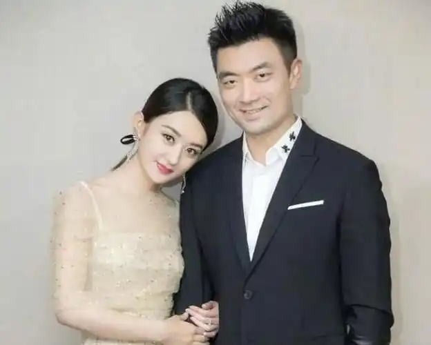 赵丽颖嫁冯绍峰:算一下,背后的这个男人给她带来多少好处