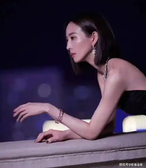 41岁张钧甯被曝年底结婚,对象是马来西亚38岁导演!