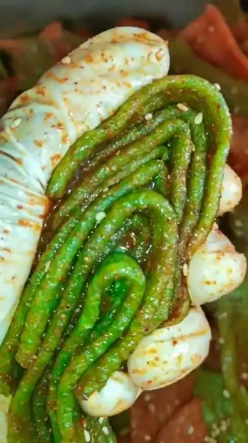 绿色菠菜辣条,给你一种不一样的味道