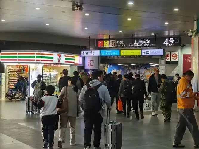 狂喜上海两大火车站要改了其中一座快的话上半年就能用