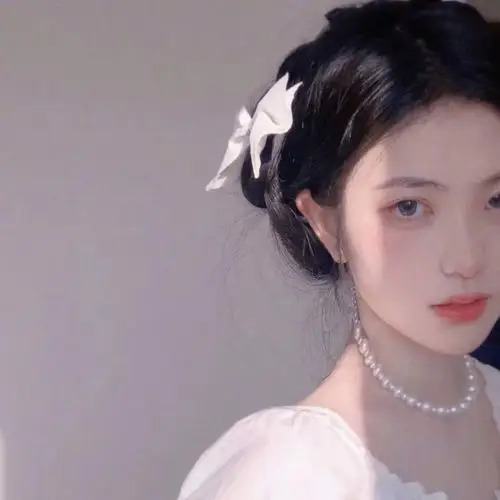 绝美惊艳气质的女生头像