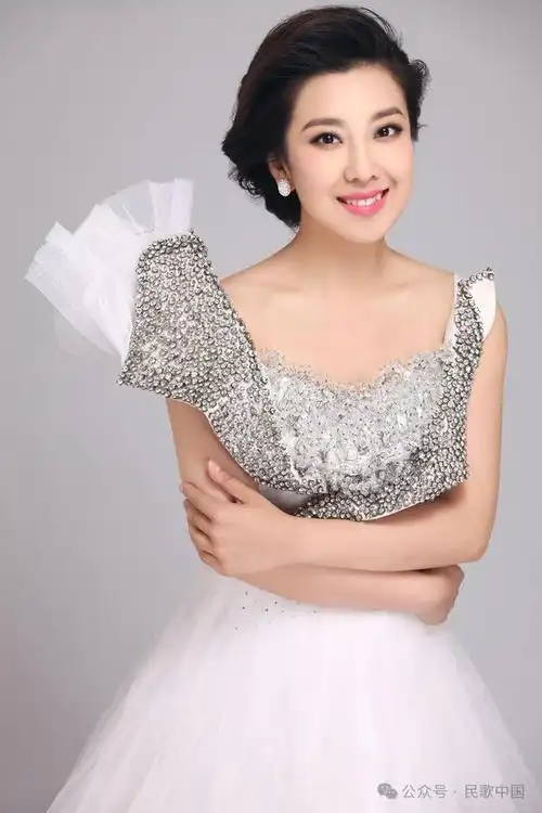 青年女高音蒋牧含《油菜花开幸福来》,用歌声描绘一幅乡村振兴的幸福