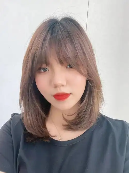 女生中发减龄蓬松锁骨发免打理必备初恋头