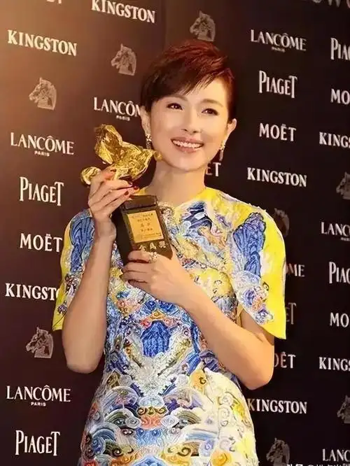 不婚族万茜:从不炒作,嫁普通丈夫,40岁高龄为小丈夫生孩子